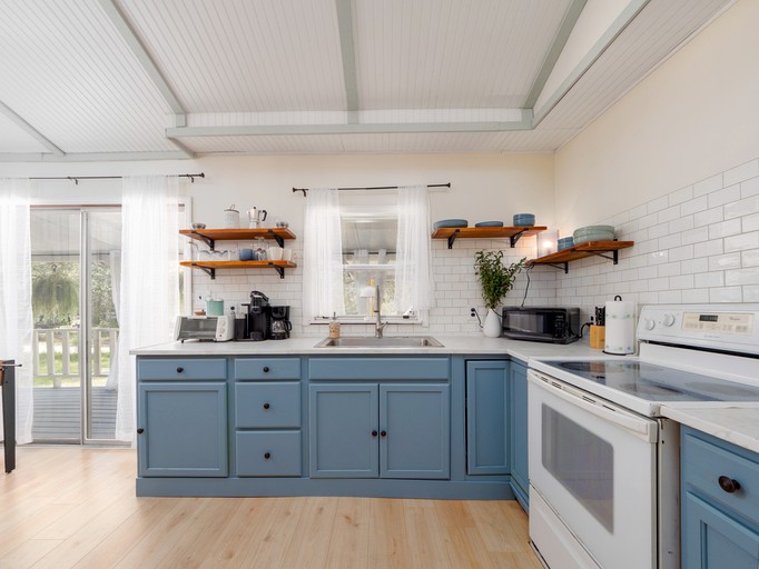 Cabins (United States of America, Brunswick, Georgia)