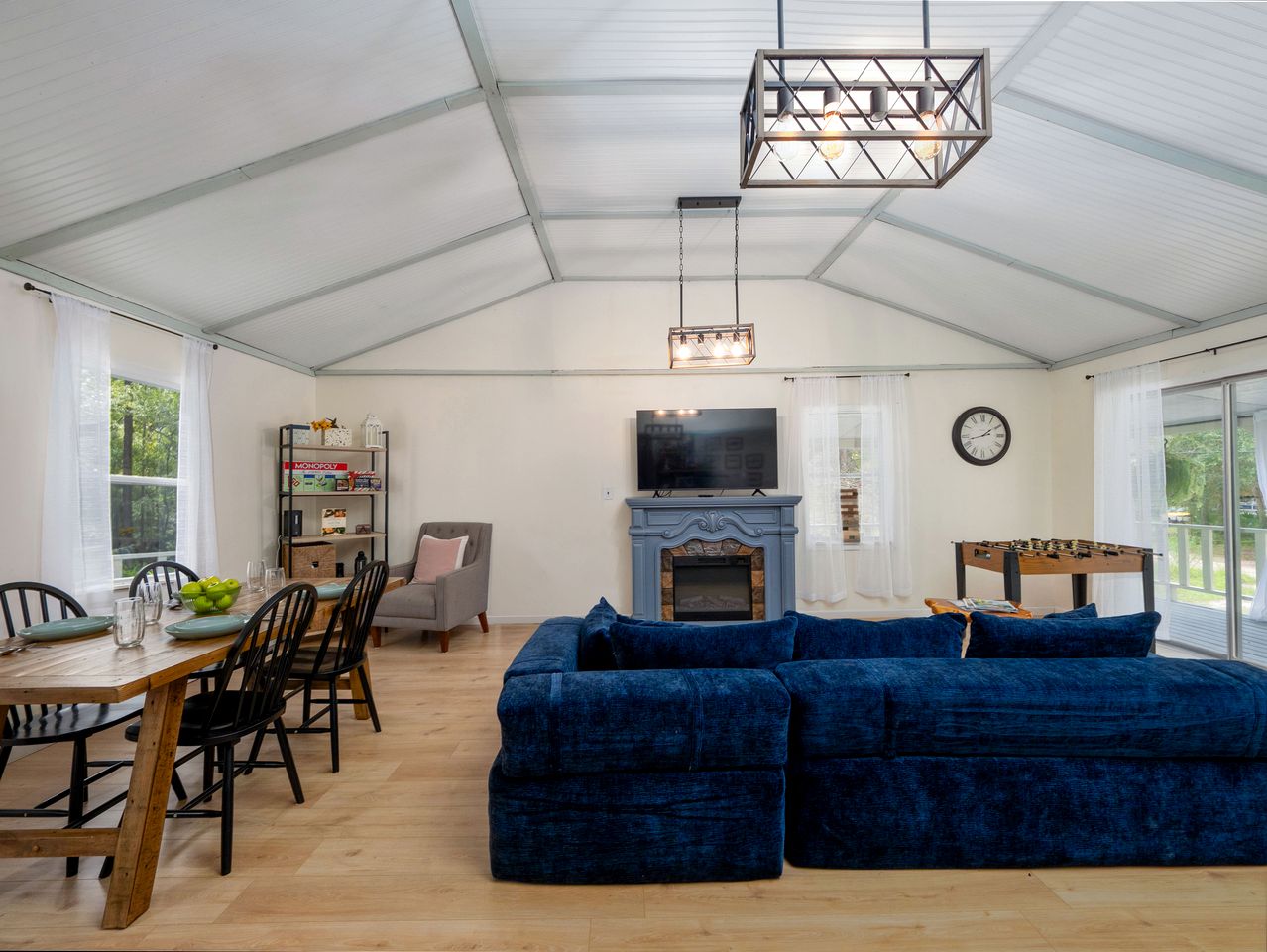 Charming Riverfront Cottage Private Deck and Views in Hortense, Georgia