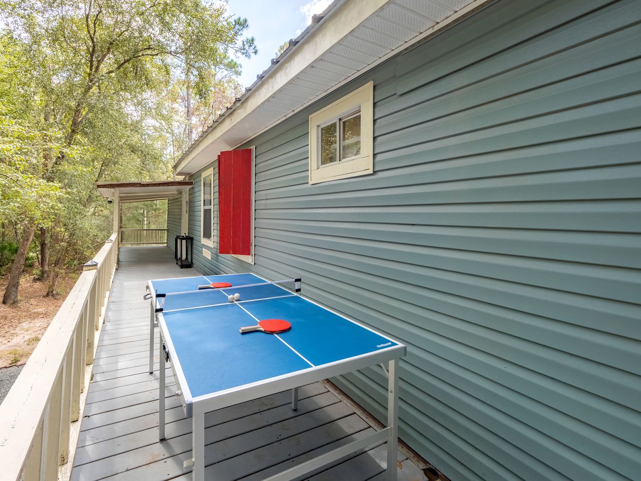 Charming Riverfront Cottage Private Deck and Views in Hortense, Georgia