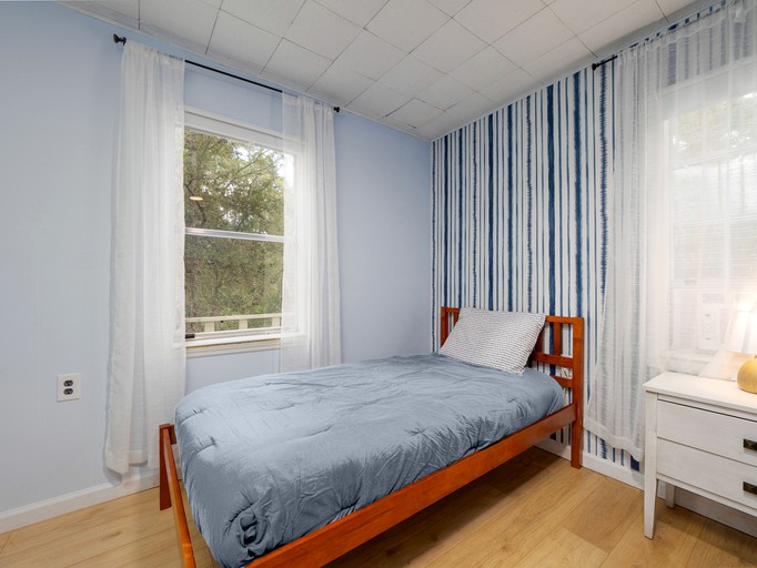 Cabins (United States of America, Brunswick, Georgia)