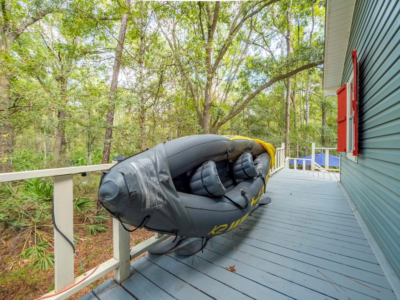 Charming Riverfront Cottage Private Deck and Views in Hortense, Georgia