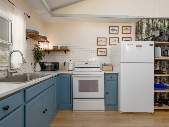 Cabins (United States of America, Brunswick, Georgia)