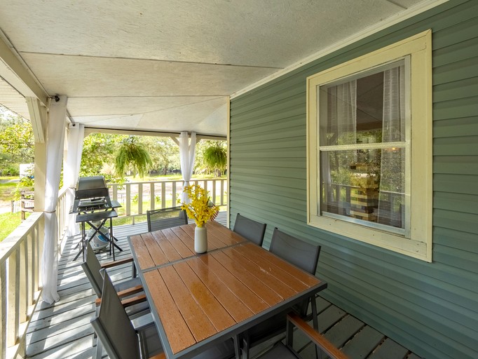 Cabins (United States of America, Brunswick, Georgia)