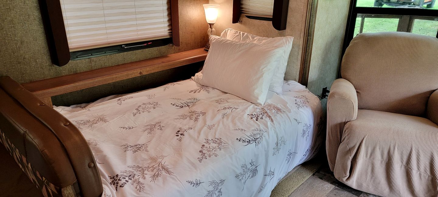 Equipped Camper Lovely for a Glamping Getaway in Louisiana