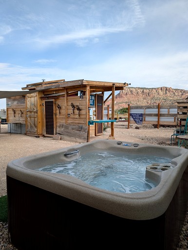Cabins (United States of America, Cane Beds, Arizona)