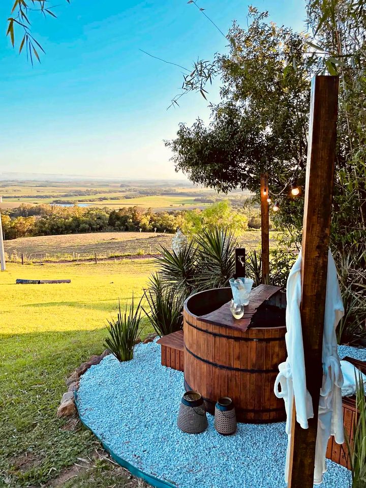 Spectacular Cabin with Luxurious and Romantic Amenities in Brazil