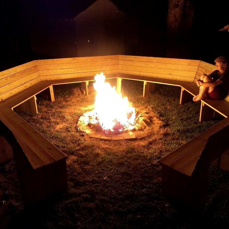 Off-Grid Huts Surrounded by Nature in Indiana