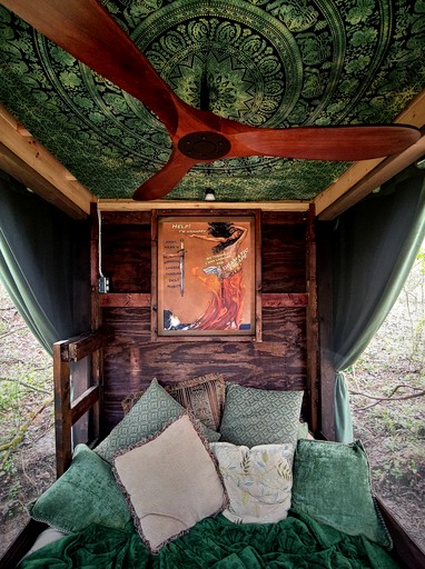 Huts (United States of America, West Baden Springs, Indiana)