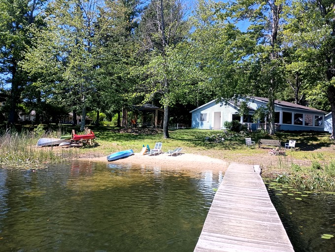 Family Friendly Cottage Great for Lake Activities in Michigan