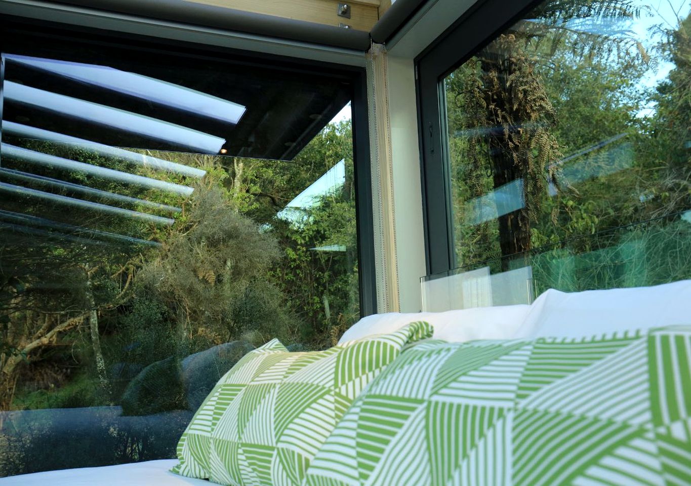 Coast-Front Pod Perfect for an Isolated Tranquil Escape in Stewart Island