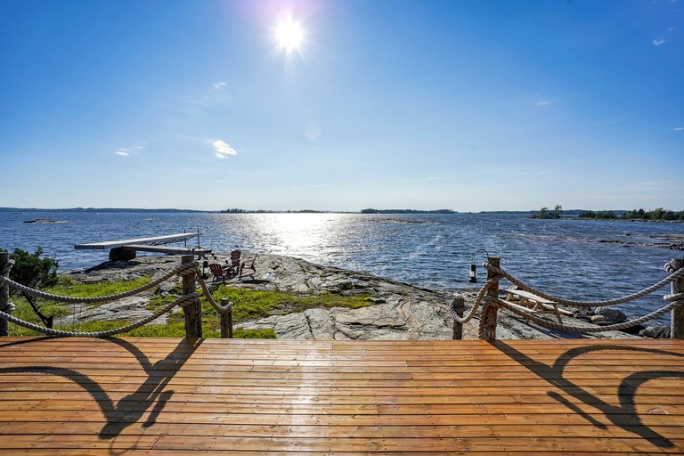 Cottages (Canada, Waubaushene, Ontario)