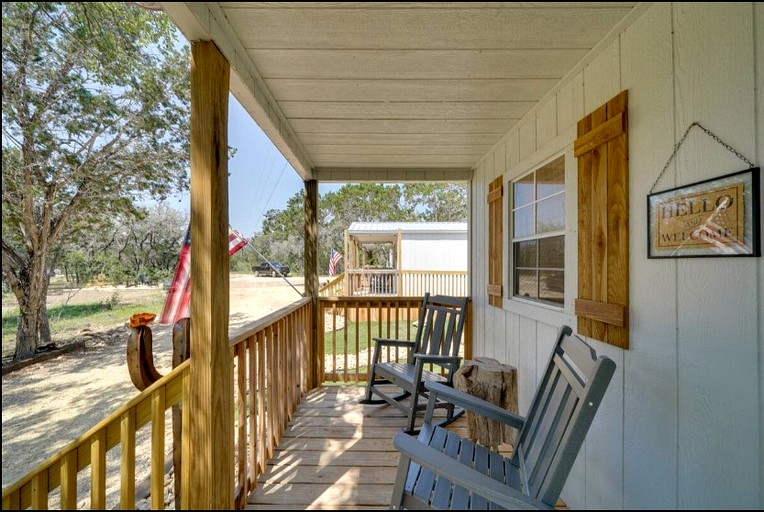 Cabins (United States of America, Bandera, Texas)