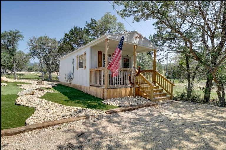 Cabins (United States of America, Bandera, Texas)