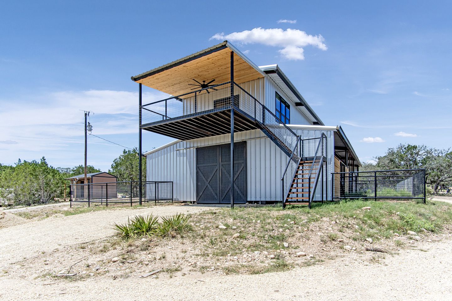 Rural Cabins Incredible for Groups Getaways in Texas