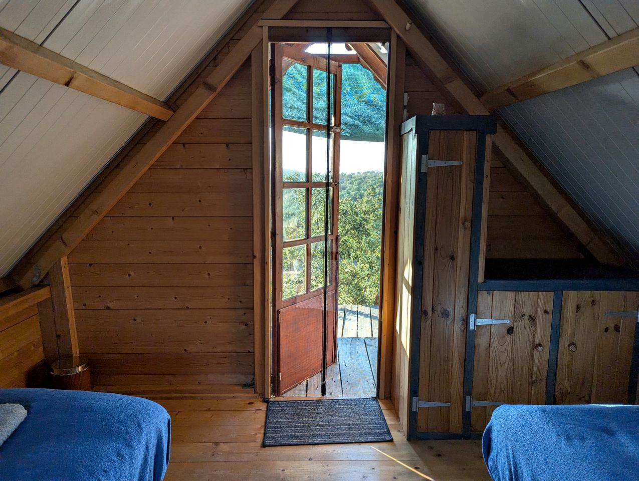 Eco-Friendly Cabin Perfect for a Relaxing Escape in Portugal