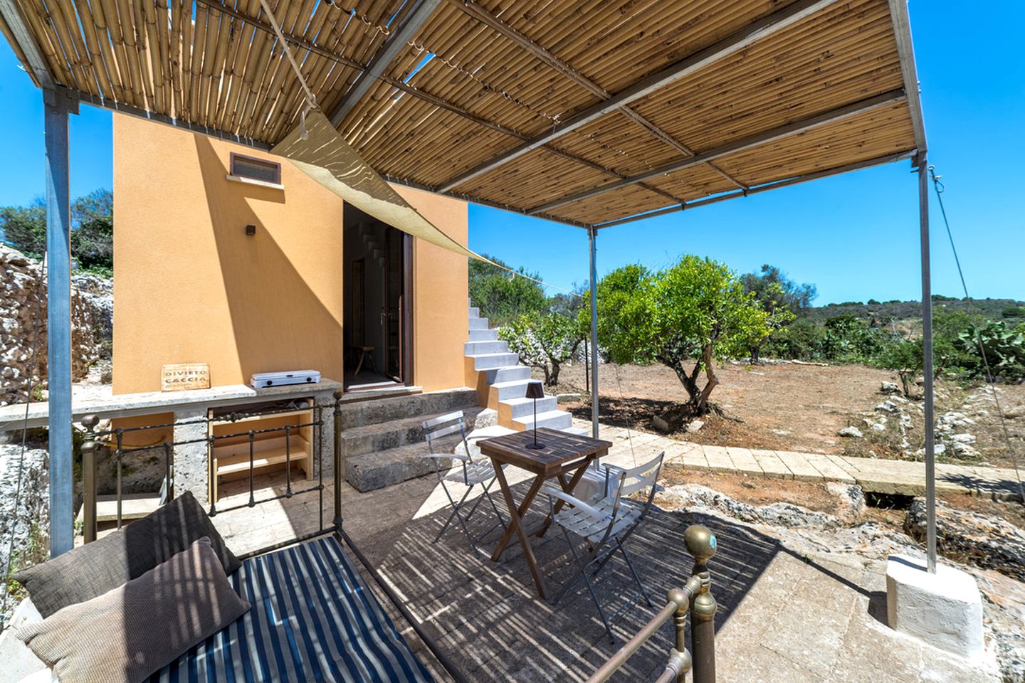 Pods (Italy, Gagliano del capo, Puglia)