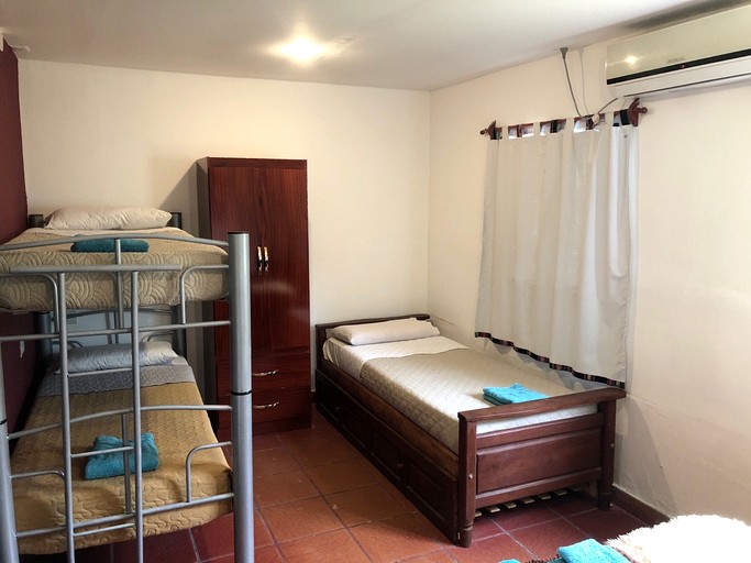 Cabins (Argentina, Vaqueros, Salta)