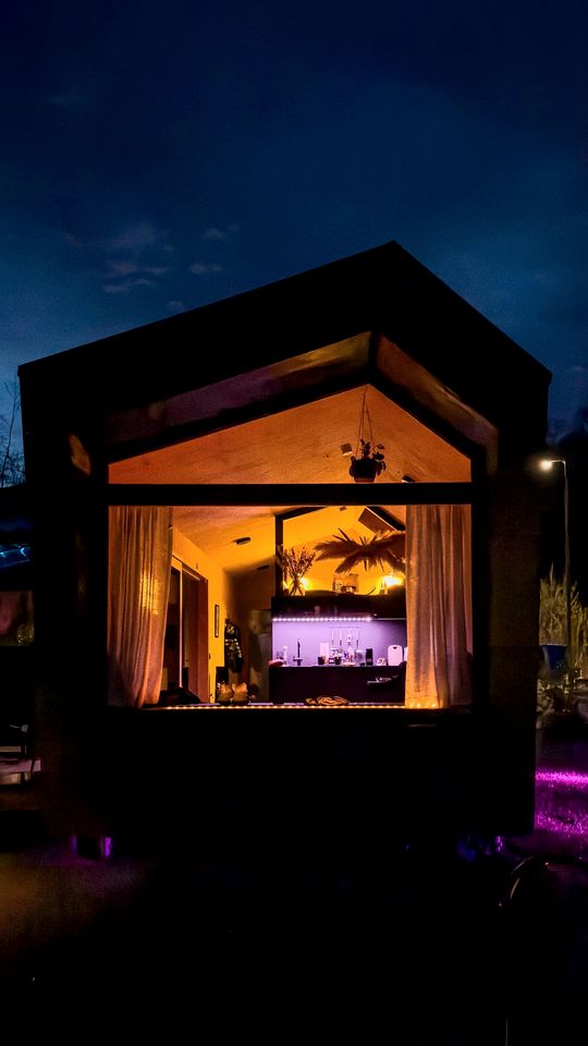 Sustainable Chic Tiny House with Outdoor Shower and Sauna in Germany