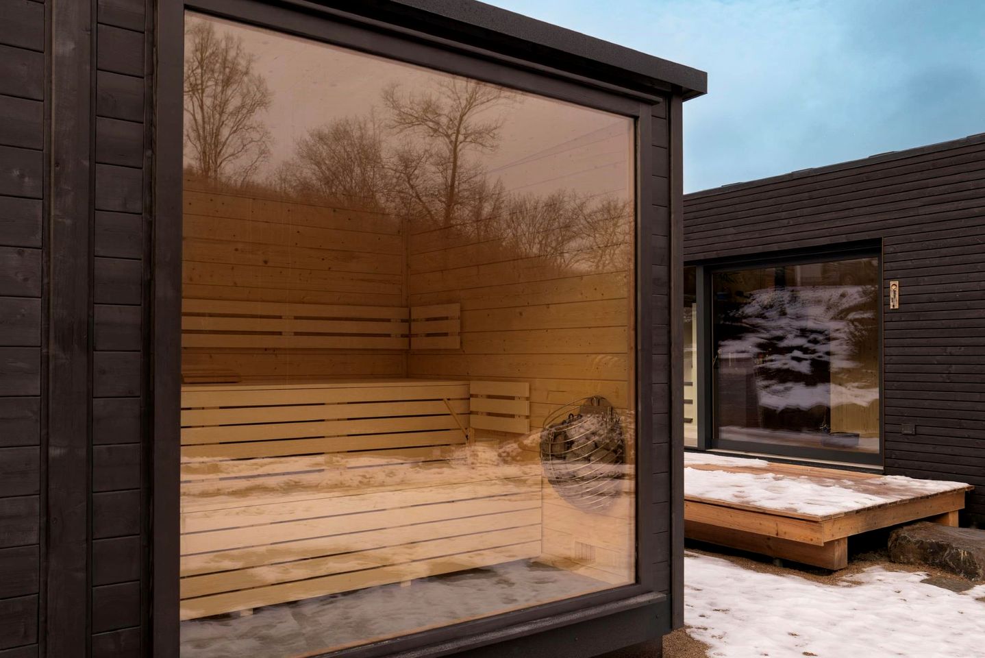 Sustainable Chic Tiny House with Outdoor Shower and Sauna in Germany