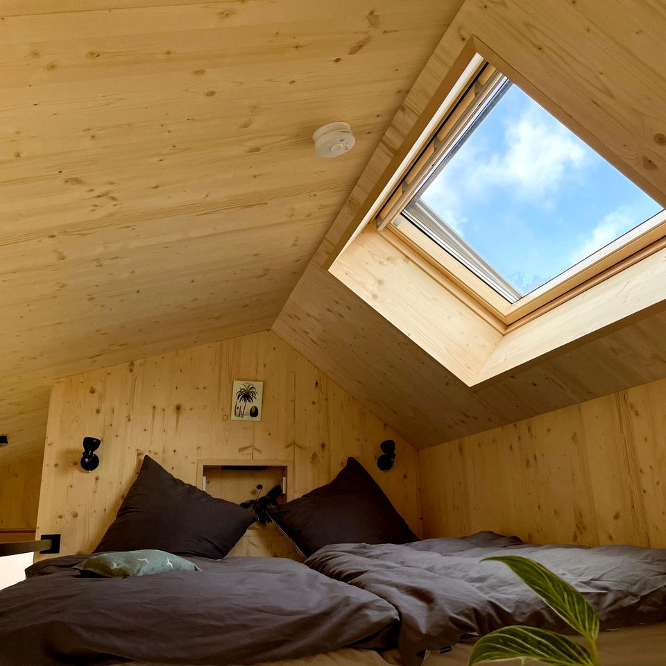 Sustainable Chic Tiny House with Outdoor Shower and Sauna in Germany