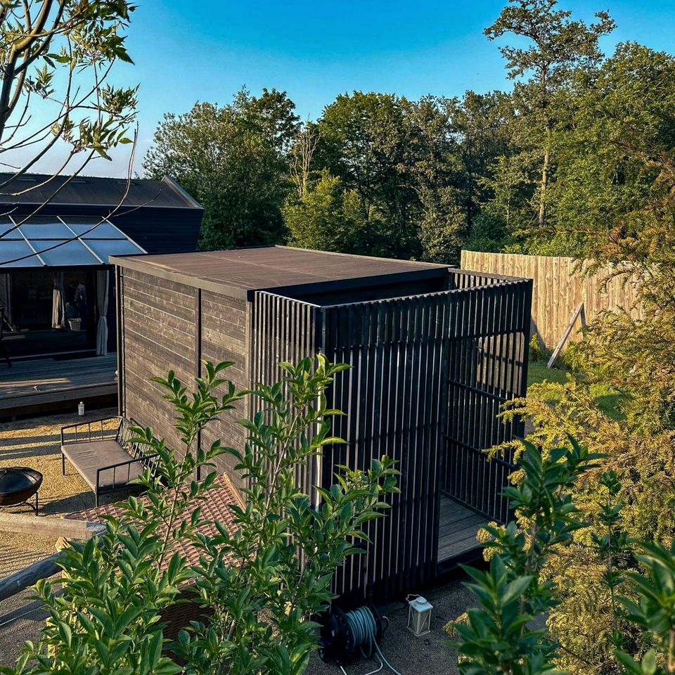 Sustainable Chic Tiny House with Outdoor Shower and Sauna in Germany