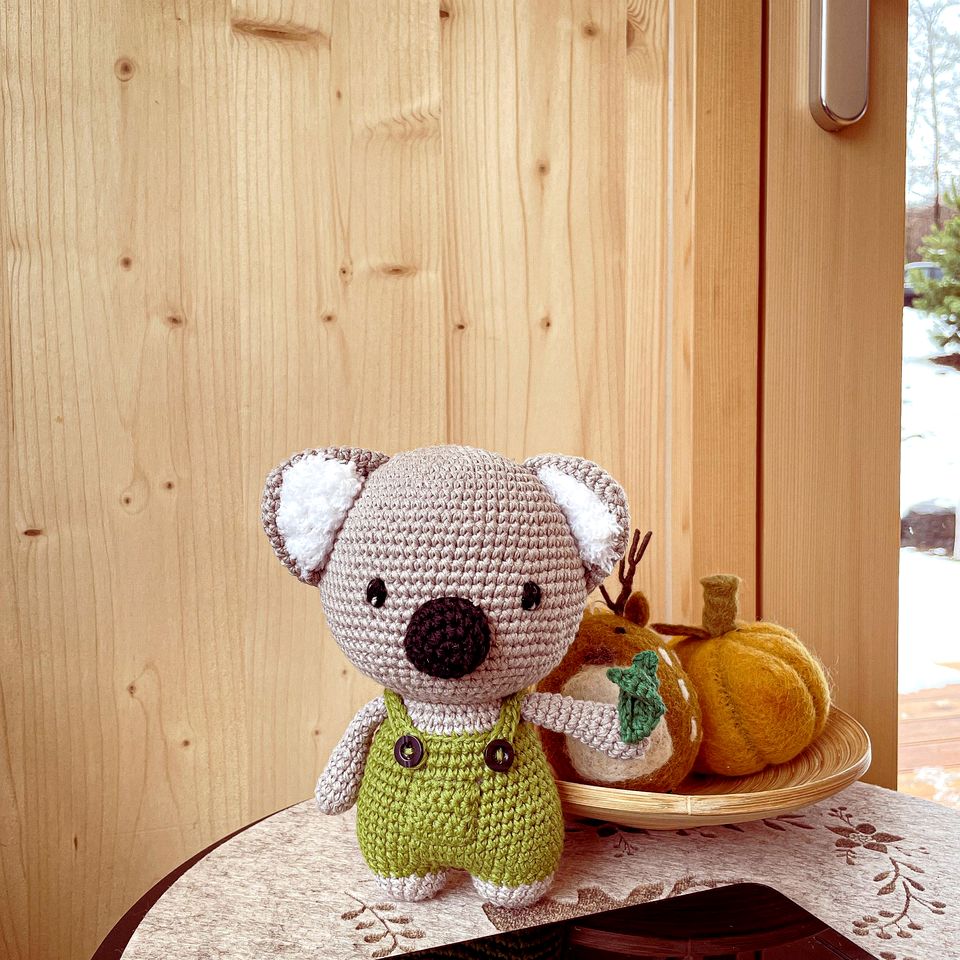 Sustainable Chic Tiny House with Outdoor Shower and Sauna in Germany