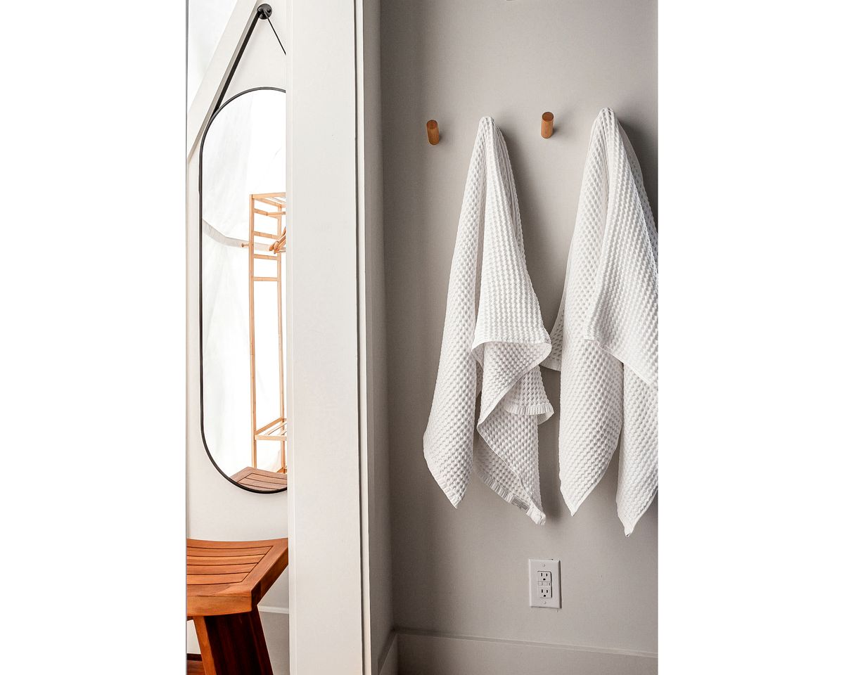 Romantic Domes with Hot-Tub and Hill Country Views in Texas