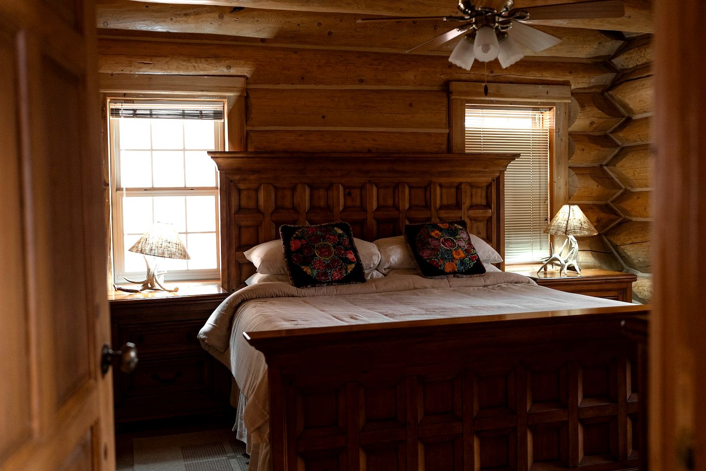 Amazing Cabin with Spacious Deck Ideal for Groups in Mexico