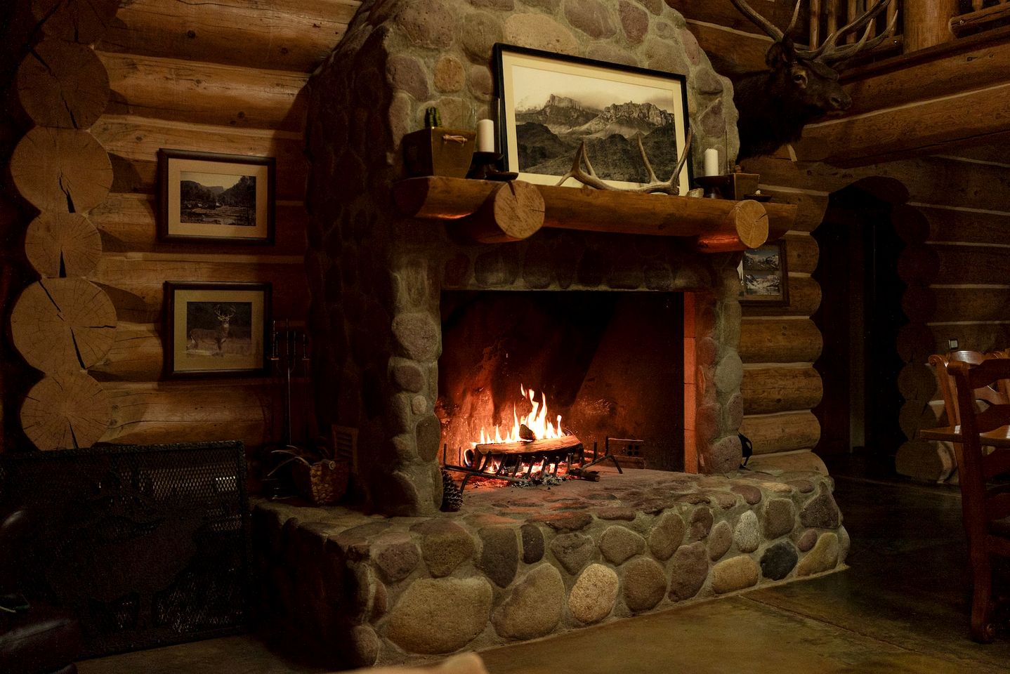 Amazing Cabin with Spacious Deck Ideal for Groups in Mexico
