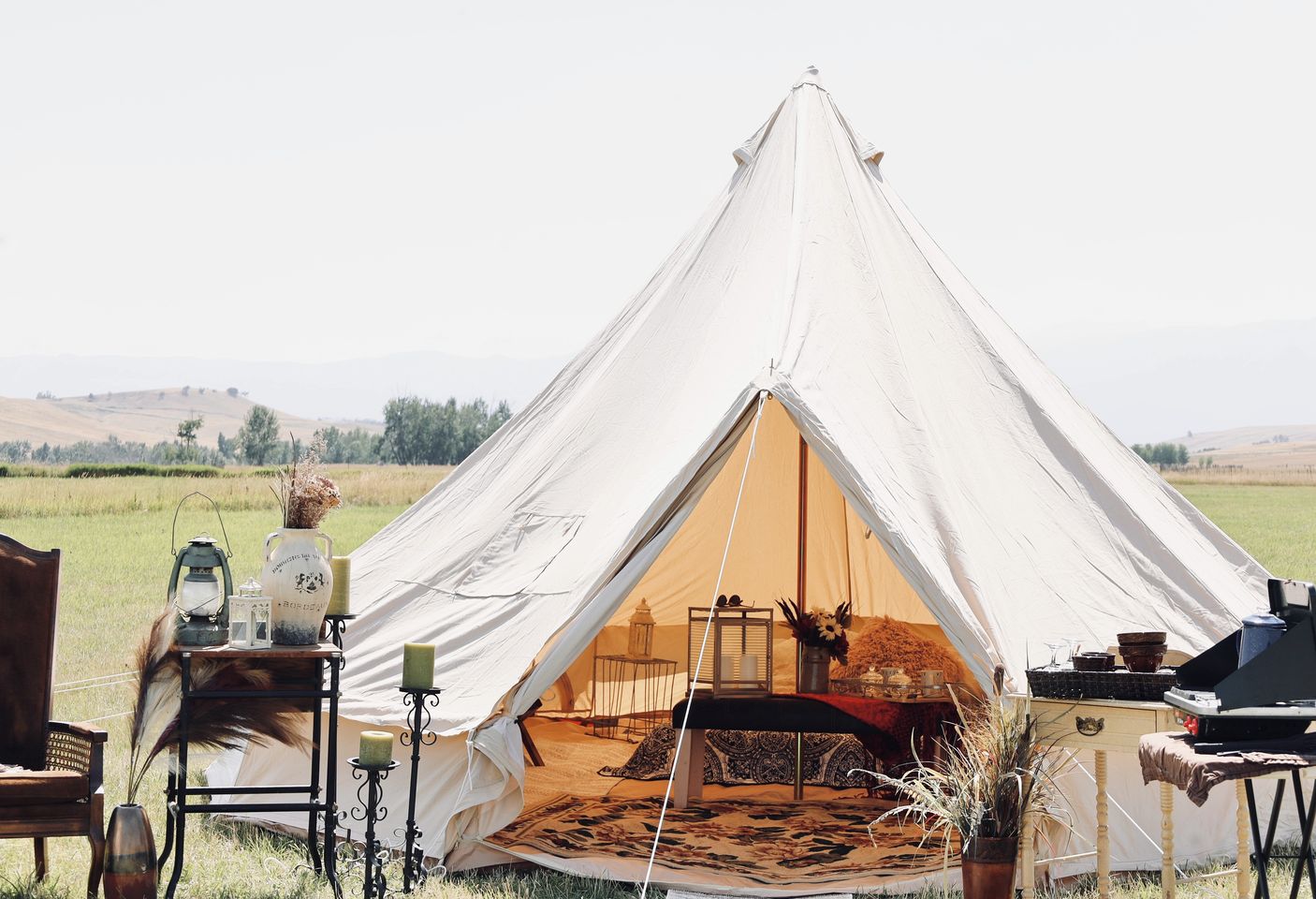 Romantic Bell Tent with Spectacular Countryside Views in Montana