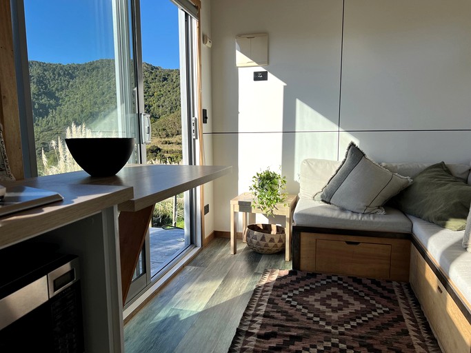 Tiny Houses (New Zealand, Matakana, Auckland)