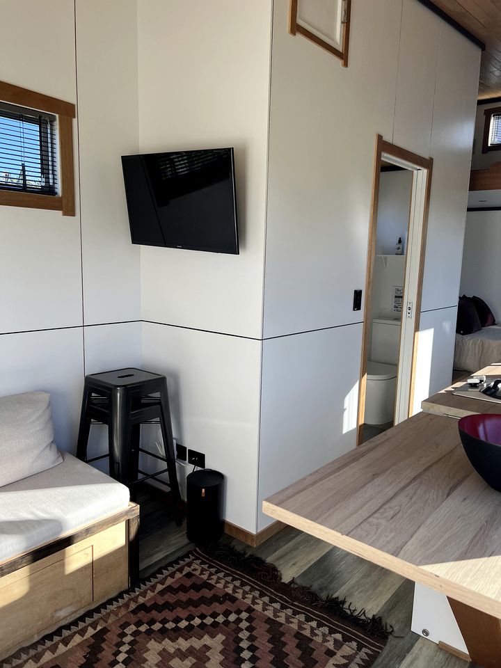 Off-Grid Tiny House Ideal to Reconnect with Nature in New Zealand