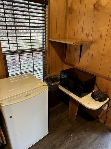 Cabins (United States of America, Nashville, Indiana)