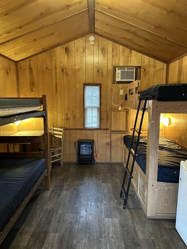 Cabins (United States of America, Nashville, Indiana)