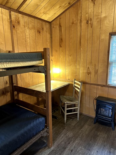 Cabins (United States of America, Nashville, Indiana)