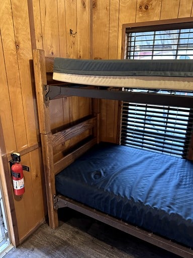 Cabins (United States of America, Nashville, Indiana)