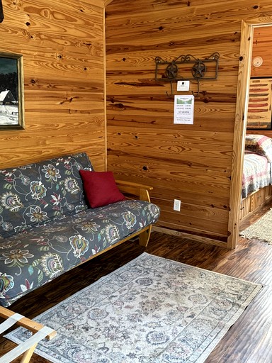 Cabins (United States of America, Lewisburg, West Virginia)