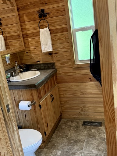 Cabins (United States of America, Lewisburg, West Virginia)