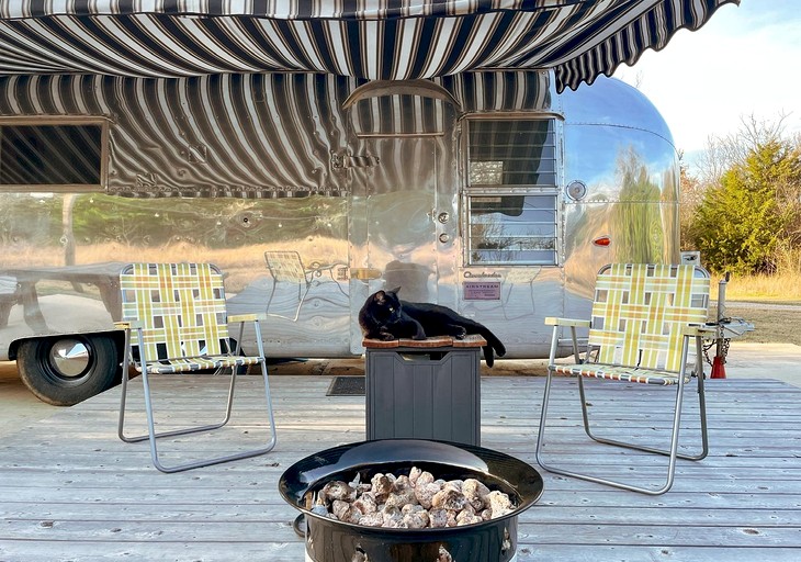Airstreams (United States of America, Bristol, Texas)