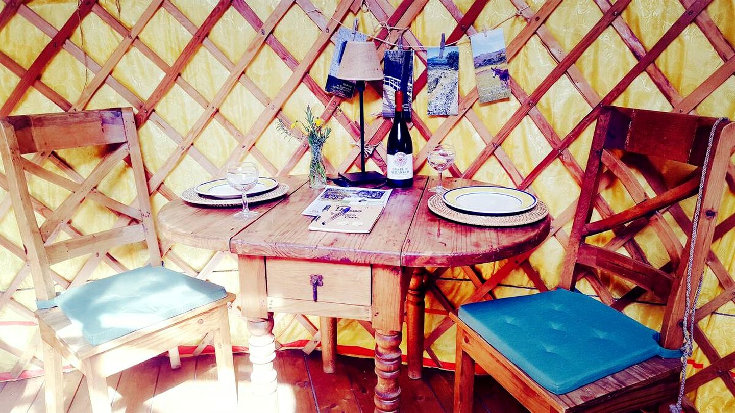 Magical Yurt with Beautiful Outdoor Countryside in Portugal