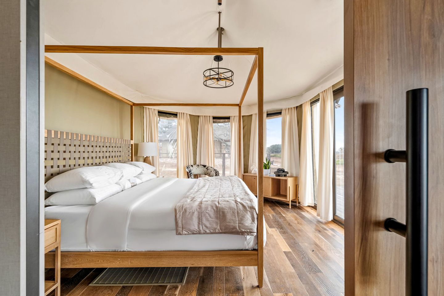 Safari Tents (United States of America, Stonewall, Texas)