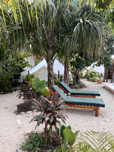 Bell Tents (Mexico, Bacalar, Quintana Roo)
