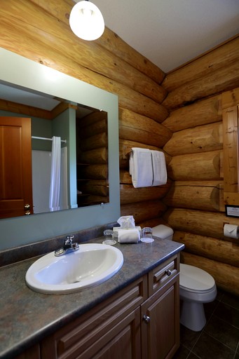 Cabins (Canada, Clearwater, British Columbia)