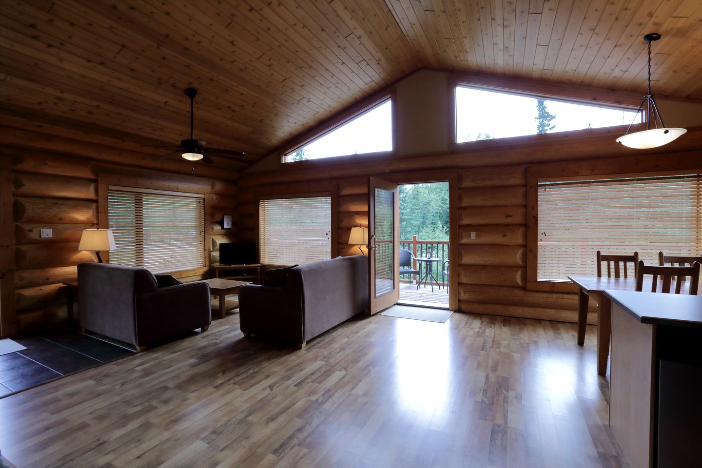Gorgeous Lake Cabins Great for a Family Getaway in British Columbia