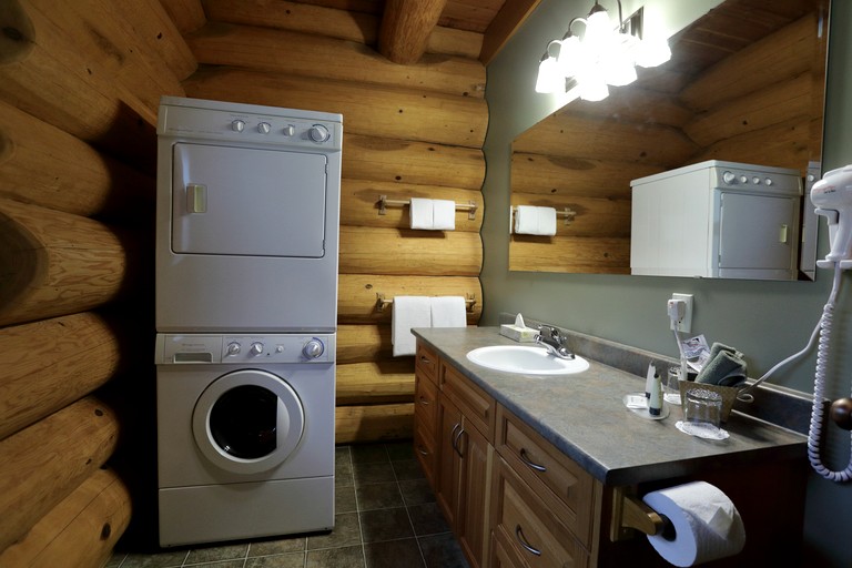 Cabins (Canada, Clearwater, British Columbia)