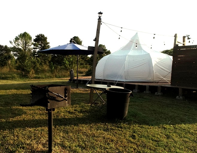 Yurts (United States of America, Lewisburg, Tennessee)