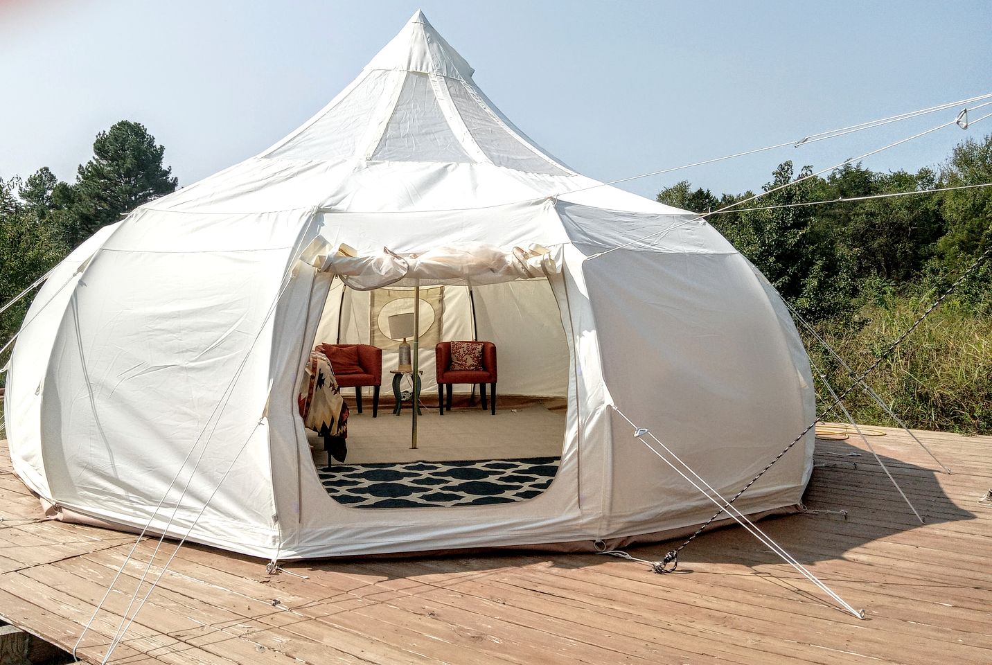 Off-Grid Yurt with Outdoor Shower and Hot-Tub in Tennessee