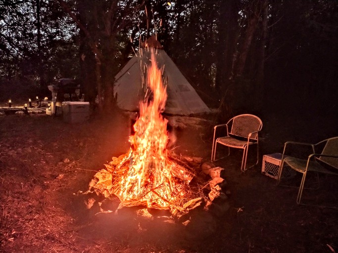 Yurts (United States of America, Lewisburg, Tennessee)