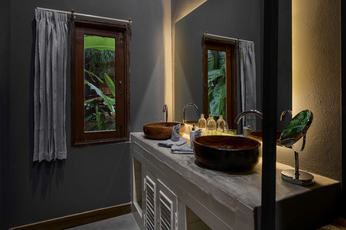Elegant Room Rental Ideal for a Relaxing Getaway for Couples or Small Families in Laos