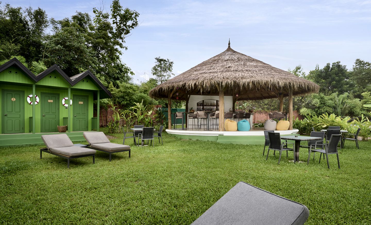Elegant Room Rental Ideal for a Relaxing Getaway for Couples or Small Families in Laos